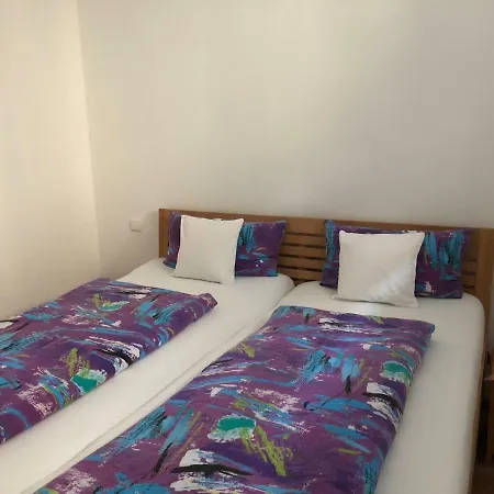 아파트 Privat Ferienwohnung *